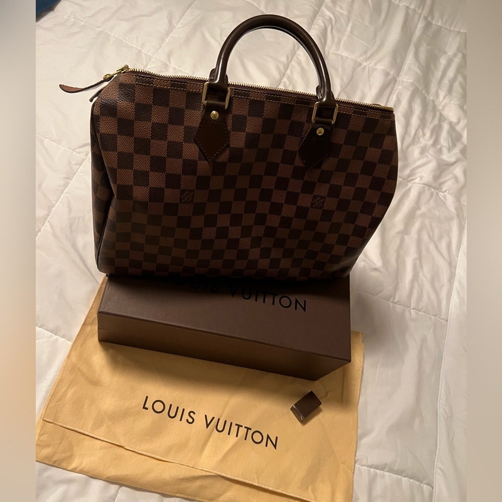 Louis Vuitton Speedy 30